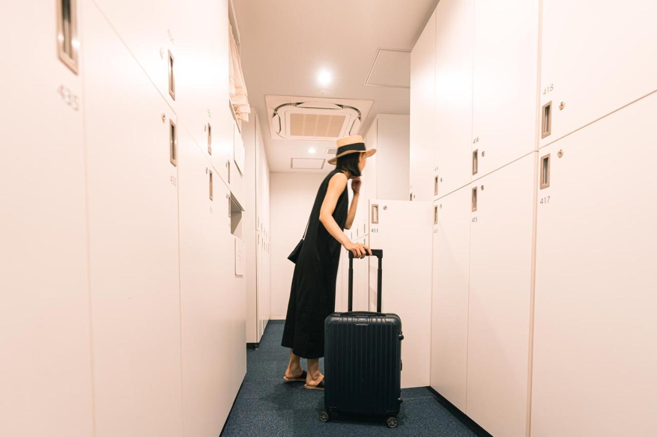 Mayu Tokyo Woman Kültér fotó
